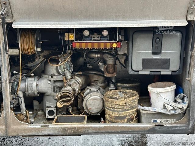 Tankoplegger Esterer Ulrich 5208 Tankauflieger40,3m³ 6 Kammer