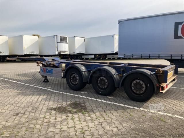 Semiremorcă  EURO 902K 40' chassis ausziehbar
