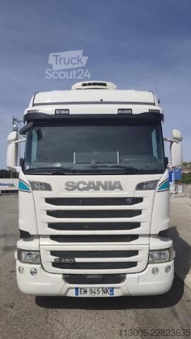 Standardowy ciągnik siodłowy Scania R 450