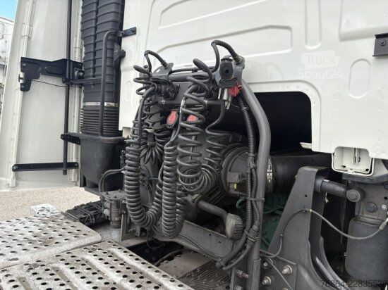 Standardní tahač VOLVO FH 460 EURO 6, I-SHIFT, VEB+