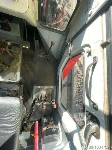 Traktor MERCEDES-BENZ MB-Trac 65/70 Schlepper Stoll-Frontlader Oldtime