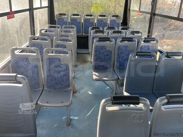 Koulubussi Iveco cacciamali