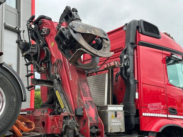 Транспортировщик древесины Mercedes-Benz Arocs 3358 6x4 BB mit EpsilonS290Z96 DOLL RATIO+