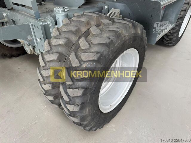 Kolesni bager Wacker Neuson EW 100
