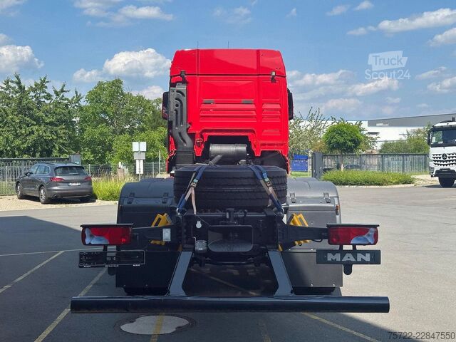 Šasija s kabino MAN TGX 33.520 6x4 BB Fahrgestell 4500mm SOFORT