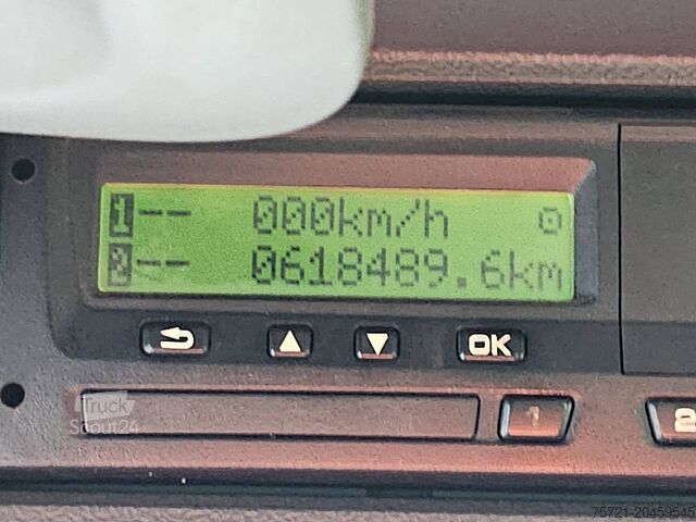 Containertransport (haakarmsysteem) SCANIA P410 Multilift