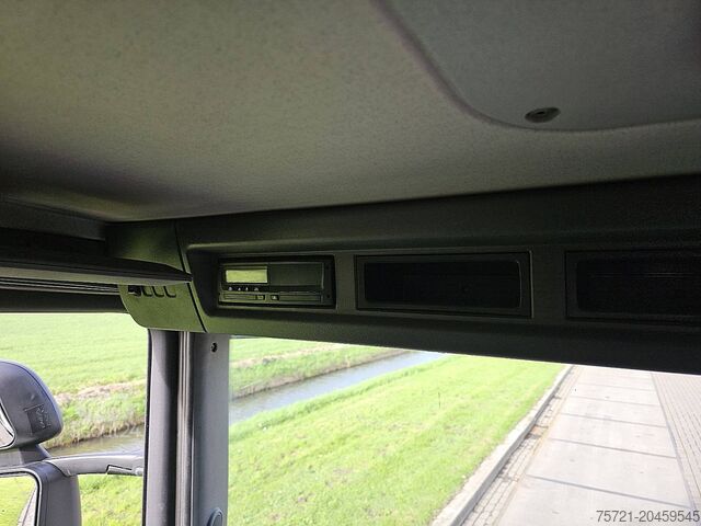 Containertransport (haakarmsysteem) SCANIA P410 Multilift