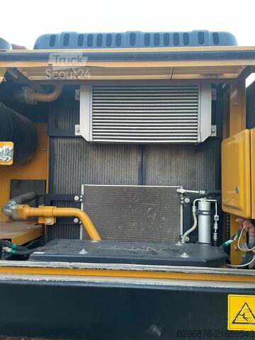 εκσκαφέας ερπυστριοφόρος Sany SY215C