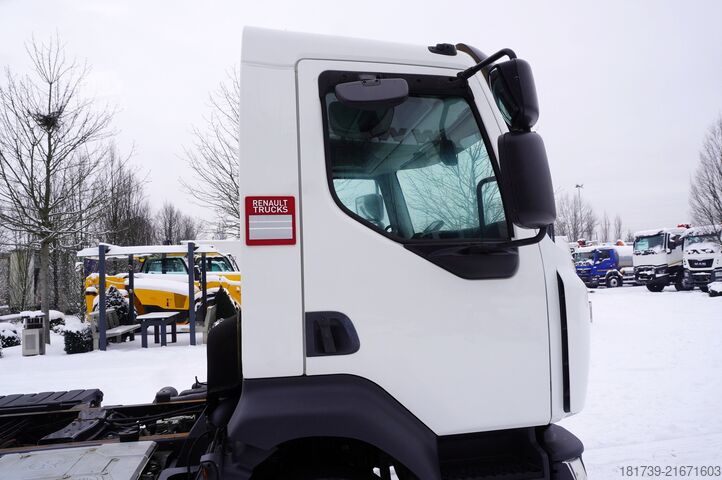 Шасі Renault D16 E6 4x2 / Chassis 735 cm