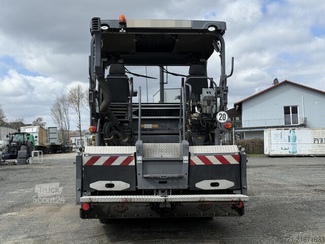 Бруківка Vögele SUPER 1803-3I ROZŚCIEŁACZ DO ASFALTU