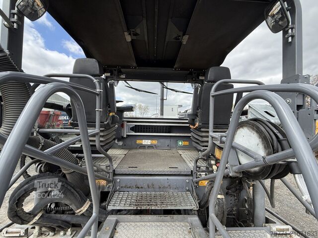 Бруківка Vögele SUPER 1803-3I ROZŚCIEŁACZ DO ASFALTU