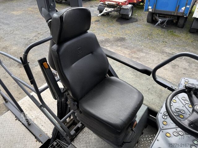 Бруківка Vögele SUPER 1803-3I ROZŚCIEŁACZ DO ASFALTU