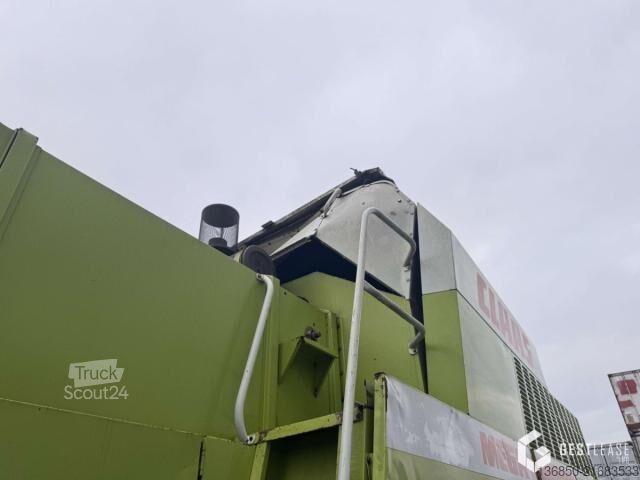 Cosechadora Claas MEGA 208