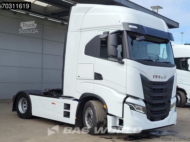 Standard-SZM Iveco S-Way 490 S-Way 4X2 AS Retarder 2xTanks Navi St...