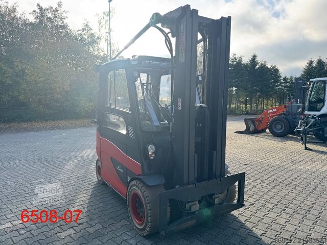 Empilhadeira frontal Linde E 50 HL 01