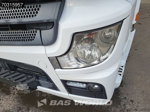 Hazardous materials Mercedes Actros 1843 4X2 ClassicSpace Retarder