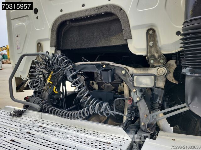 Hazardous materials Mercedes Actros 1843 4X2 ClassicSpace Retarder