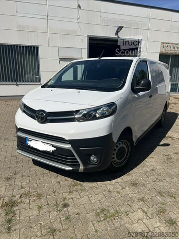 Furgoneta Toyota Proace