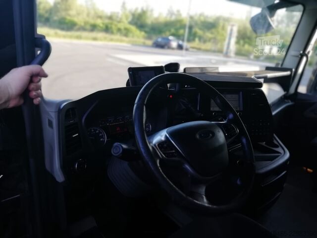 štandardný ťahač Ford F-Max