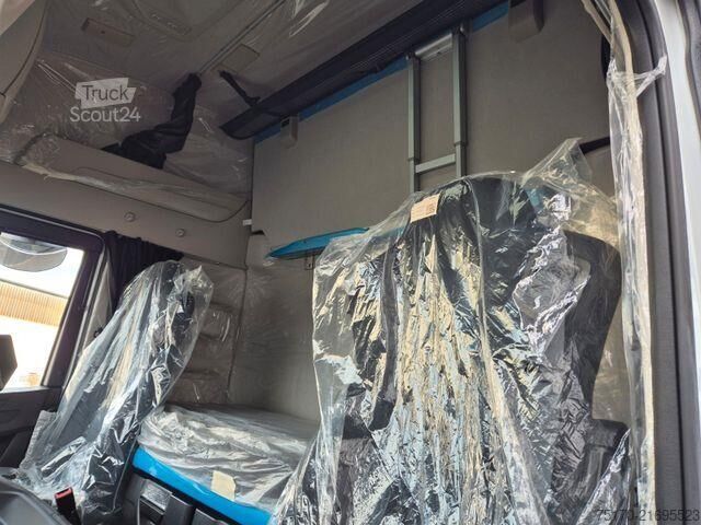 Plattformtrailer Iveco X-Way 530 6x2 Palfinger PK 20.501L TEC3 Navi