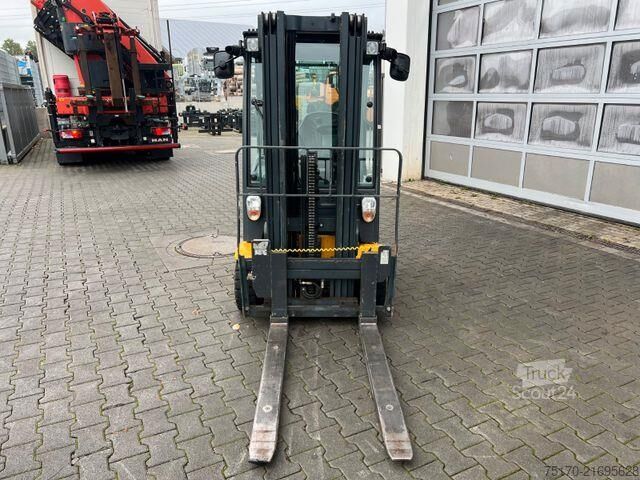 Gaffeltruck Jungheinrich EFG 215 / Triplex: 4.25m! / SS / 1.285h / 2021