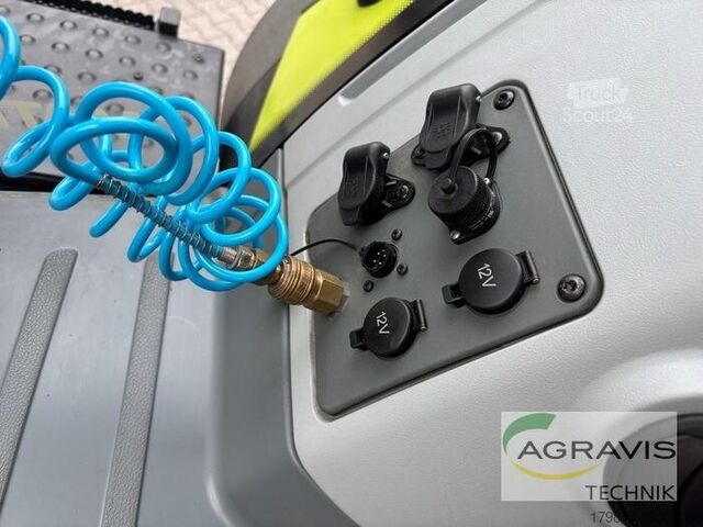Tractor Claas AXION 830 CMATIC CEBIS