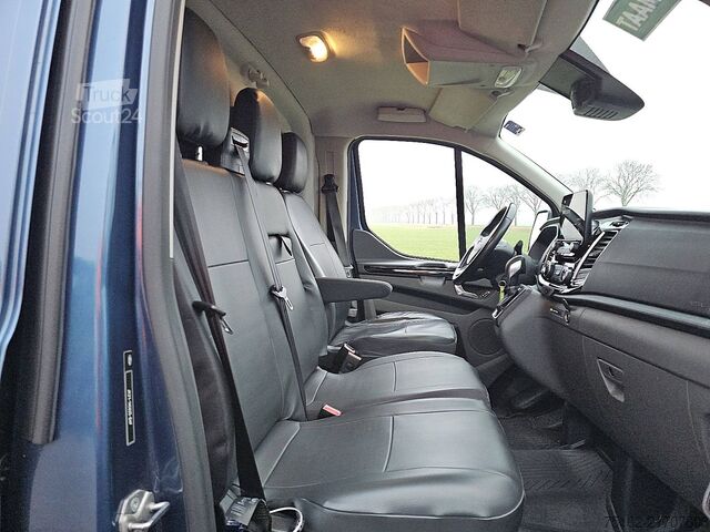 Camioneta familiar de techo alto FORD TRANSIT CUSTOM 2.0 L1H1 Navi Camera AC!