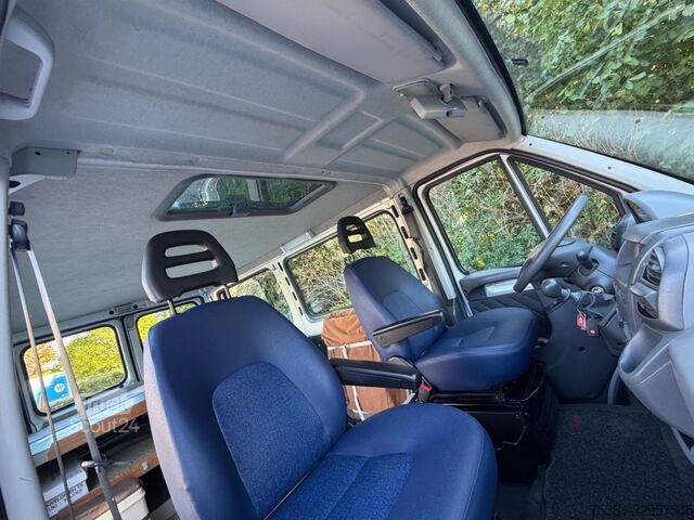 Minibussi Citroën Jumper 2.8 Hdi lang L2H1 55.577 km Ahk Euro 3