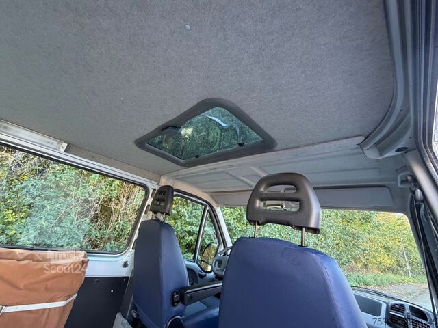 Minibussi Citroën Jumper 2.8 Hdi lang L2H1 55.577 km Ahk Euro 3