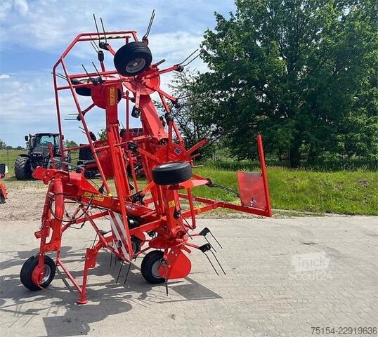Карусельна сеноворошилка Kuhn GF6502