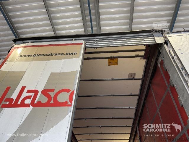 Открытый полуприцеп с тентом Schmitz Cargobull Curtainsider Standard