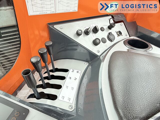 чотири-напрямний навантажувач Combilift C4000 DIESEL TRIPLEX 6800 AIR CONDITION