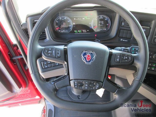 Standard tractor unit Scania R 460 A4x2NA