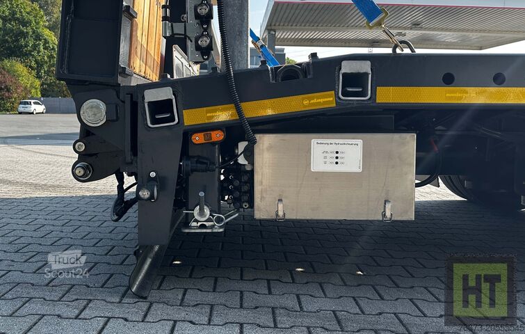 Alacsony rakodó félpótkocsi Meusburger 3-Achs-Tele-Semi-Radmulden-hydr. Rampen