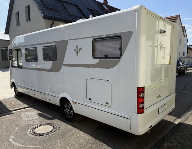 Integriertes Wohnmobil Niesmann und Bischoff Arto 74R