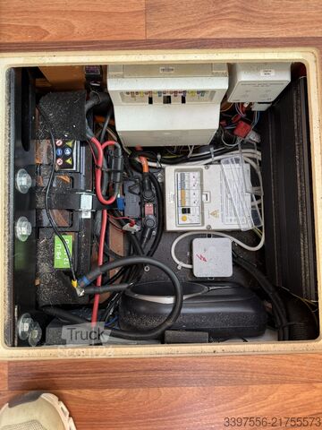 Integriertes Wohnmobil Niesmann und Bischoff Arto 74R