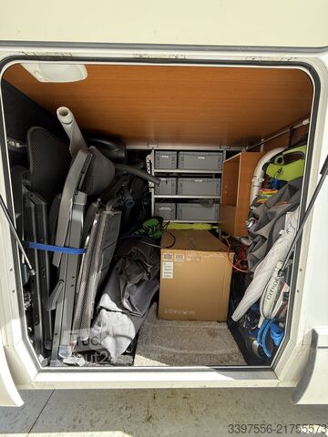 Integriertes Wohnmobil Niesmann und Bischoff Arto 74R