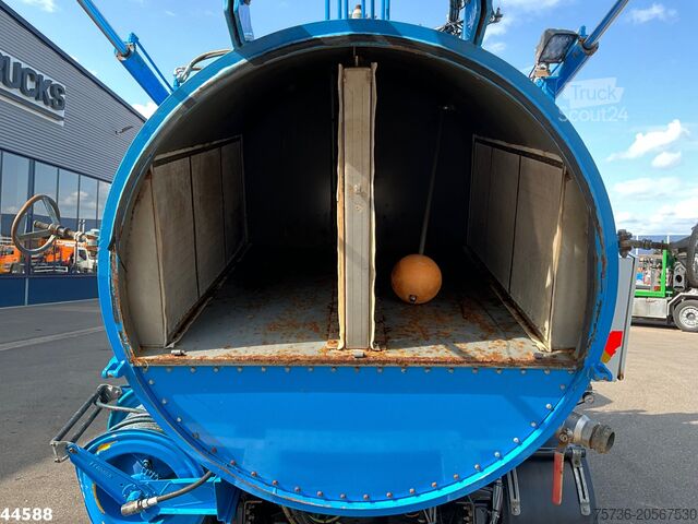 Veículo de aspiração Fuso Canter 9C18 Euro 6 Simon Moos 6m³ Combi kolkenz...