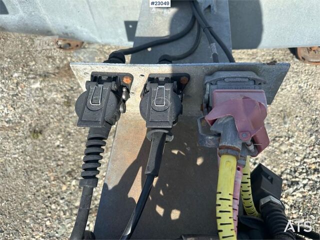 Transport kontenerowy HFR KM 24 3-akslet