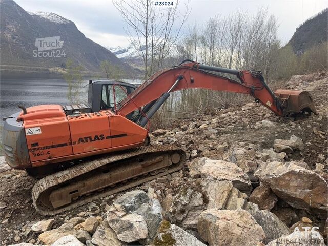 Bandgrävare Atlas 260 LC Crawler Excavator with digging bucket