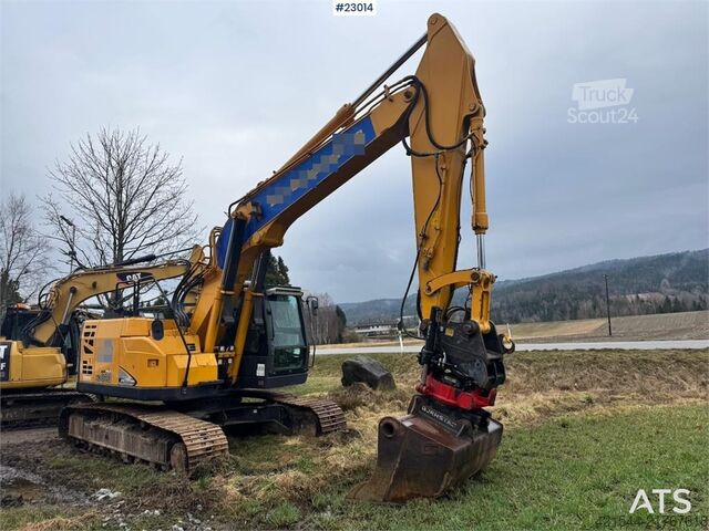 Vikšrinis ekskavatorius Kato HD823