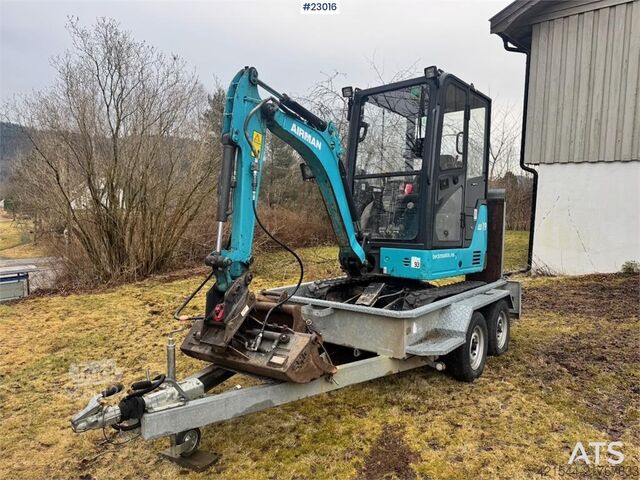 Mini-escavadora Airman AX19-6A mini excavator with 2 buckets and 2014 mac