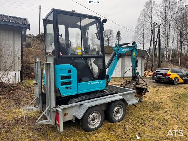 Mini-escavadora Airman AX19-6A mini excavator with 2 buckets and 2014 mac