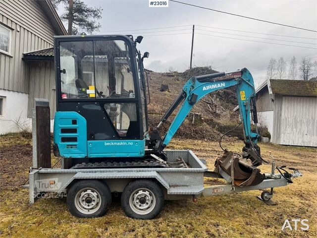 Mini-escavadora Airman AX19-6A mini excavator with 2 buckets and 2014 mac