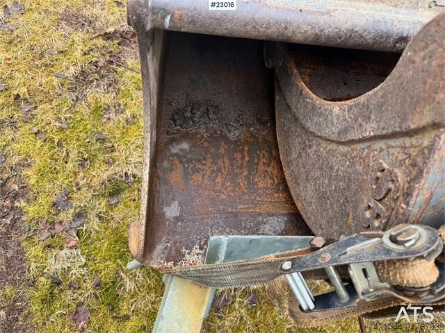 Mini-escavadora Airman AX19-6A mini excavator with 2 buckets and 2014 mac