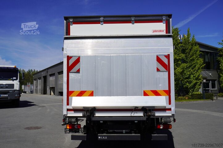 Behållare DAF LF 12.210 18-pallet container with tail