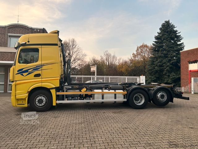 Tovornjak s kavljem za kontejnerje MERCEDES-BENZ 2545 Actros MEILLER Abroller 6x2