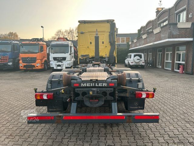 Camión portacontenedores de gancho MERCEDES-BENZ 2545 Actros MEILLER Abroller 6x2
