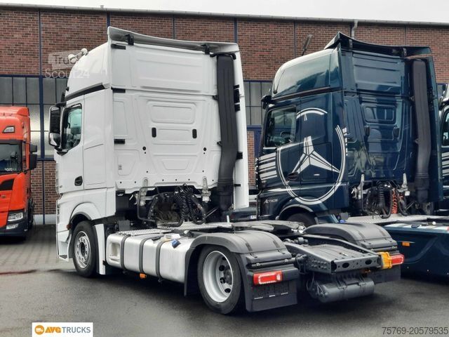 Volumen trækker MERCEDES-BENZ 1851 LS Actros GigaSpace Öl-Retarder Standklima
