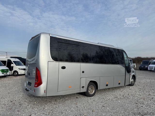 Minibus MERCEDES-BENZ Sprinter 519 CDI 35 Sitzplätze VIP Kofferraum